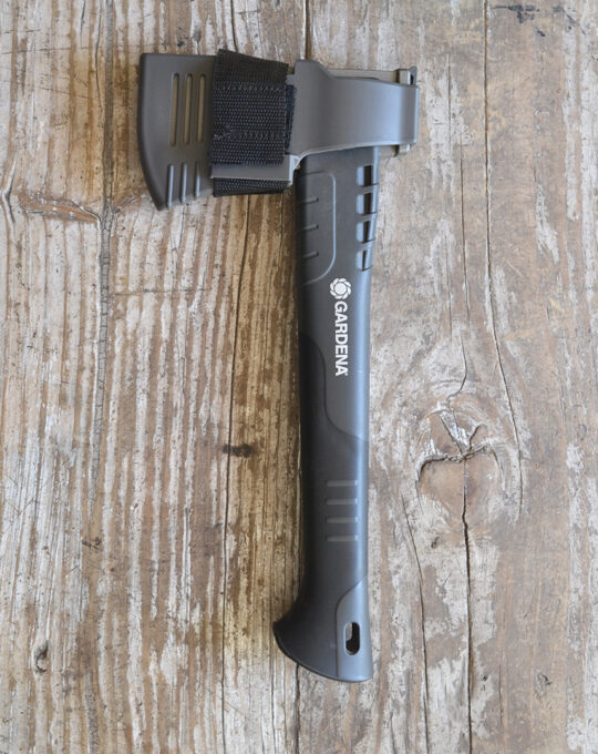 Hacha-de-mano-Gardena-Universal-900B.jpg